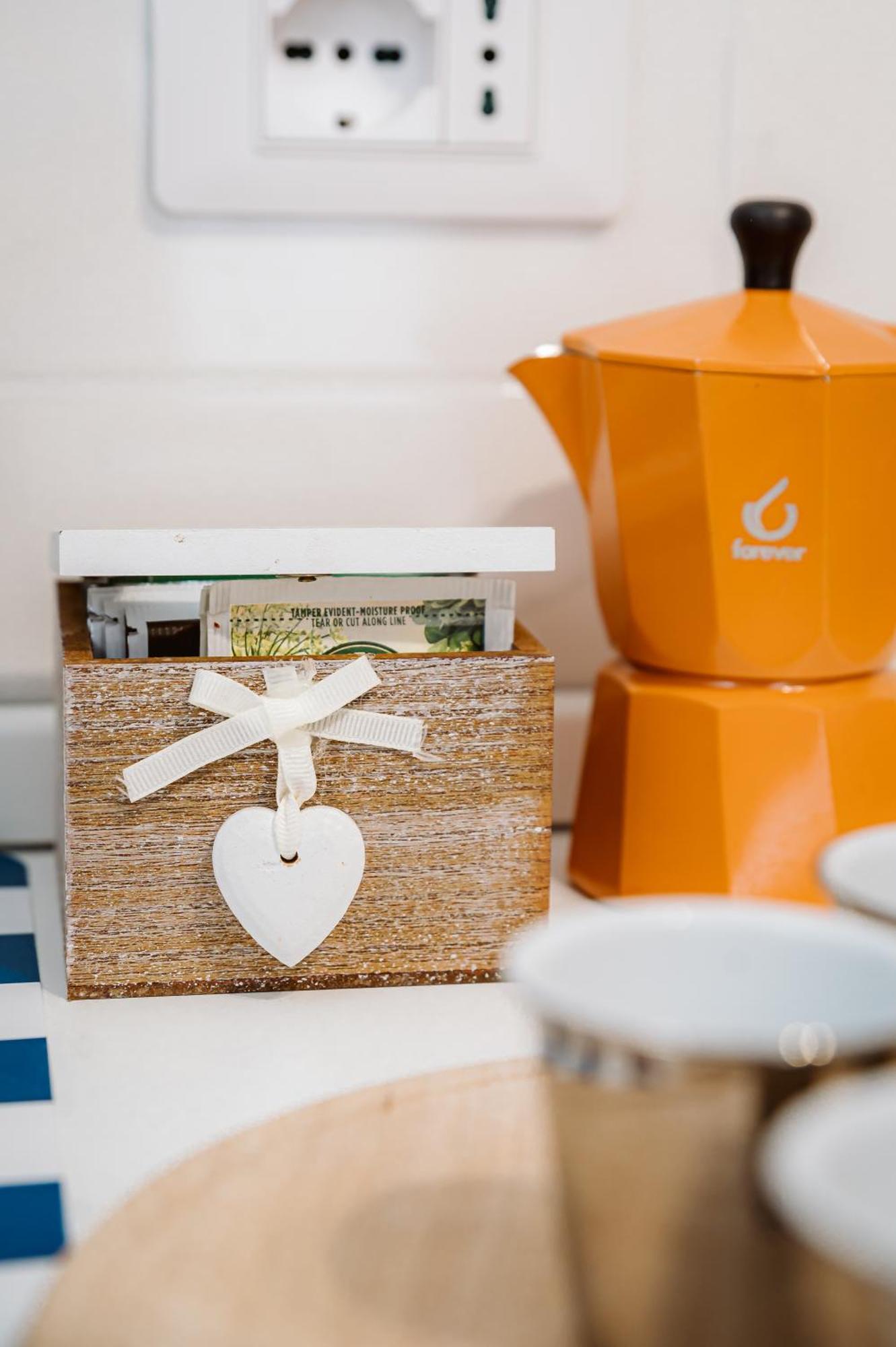 Benedetta Flat: Stylish & Cozy Roma